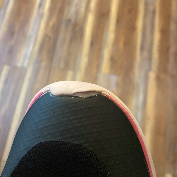 Vionic Women’s sneakers size 10 - Picture 5 of 5